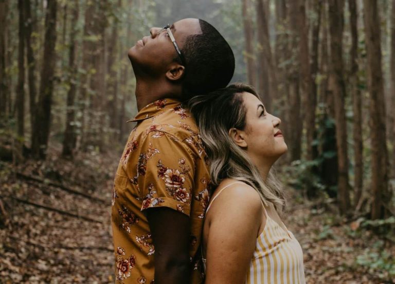 6 Subtle Signs of Twin Flame Telepathy